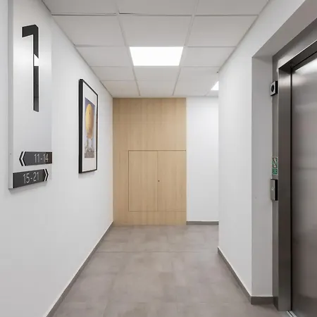 Modern With Balcony And Parking In By Renters Lägenhet Gdańsk