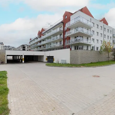 Apartman Modern With Balcony And Parking In By Renters