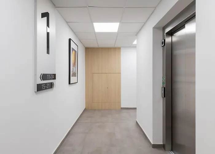 Modern With Balcony And Parking In By Renters Daire Gdansk