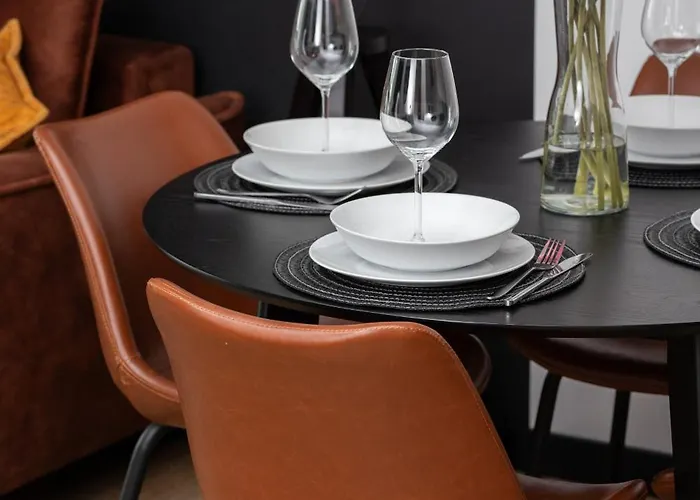 Daire Modern With Balcony And Parking In By Renters