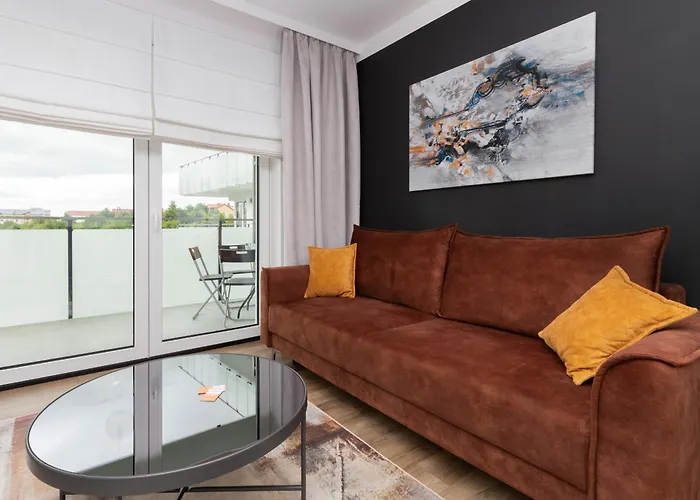 Modern With Balcony And Parking In By Renters Gdansk