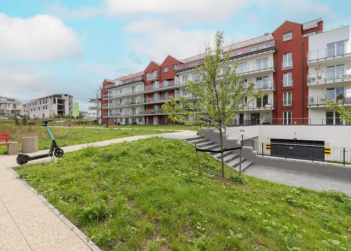 Modern With Balcony And Parking In By Renters Daire