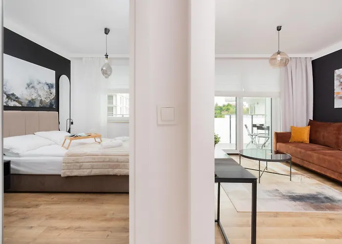 Daire Modern With Balcony And Parking In By Renters