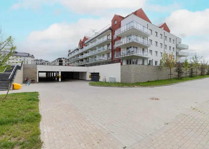 Daire Modern With Balcony And Parking In By Renters